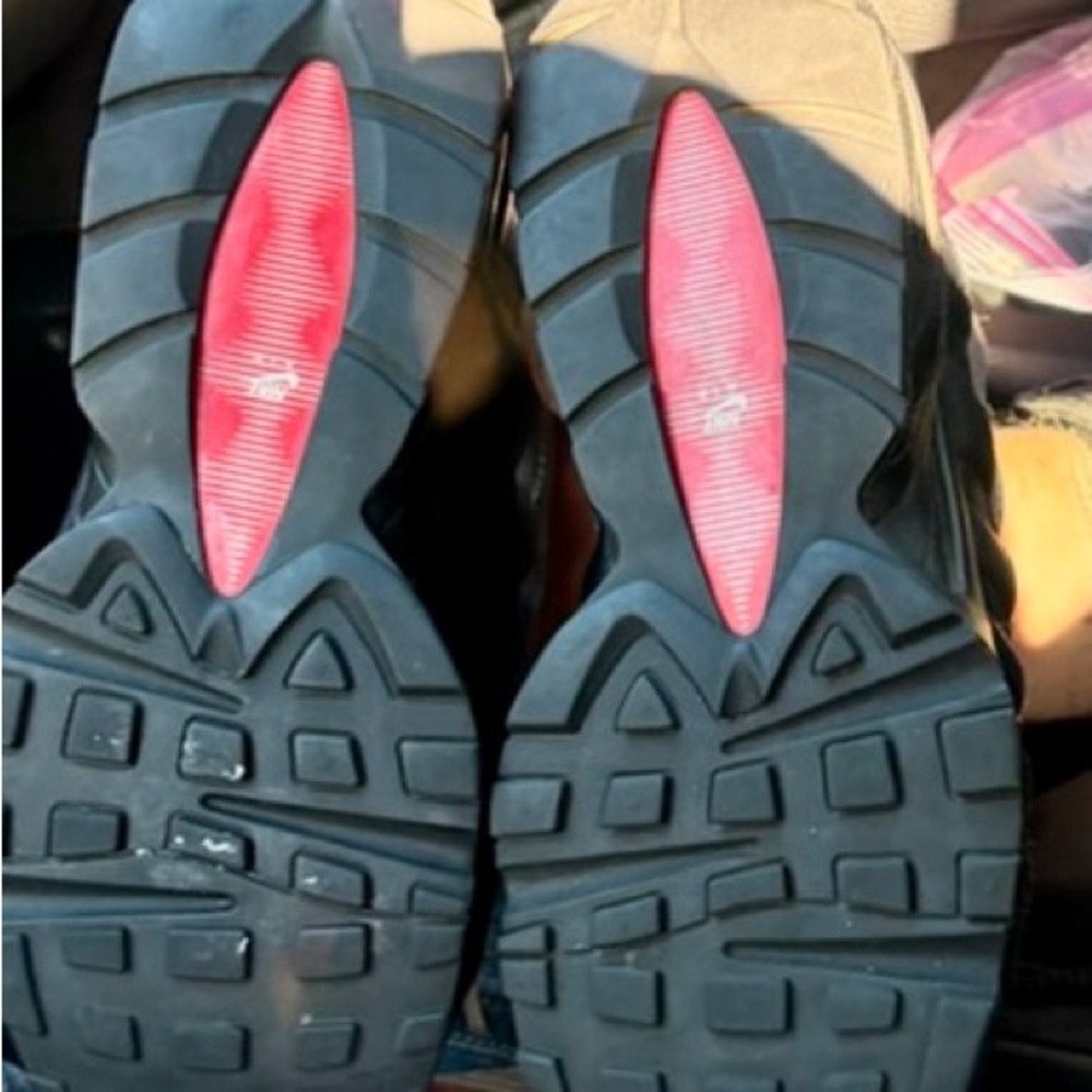 Nike Athletic Shoes Black and Red